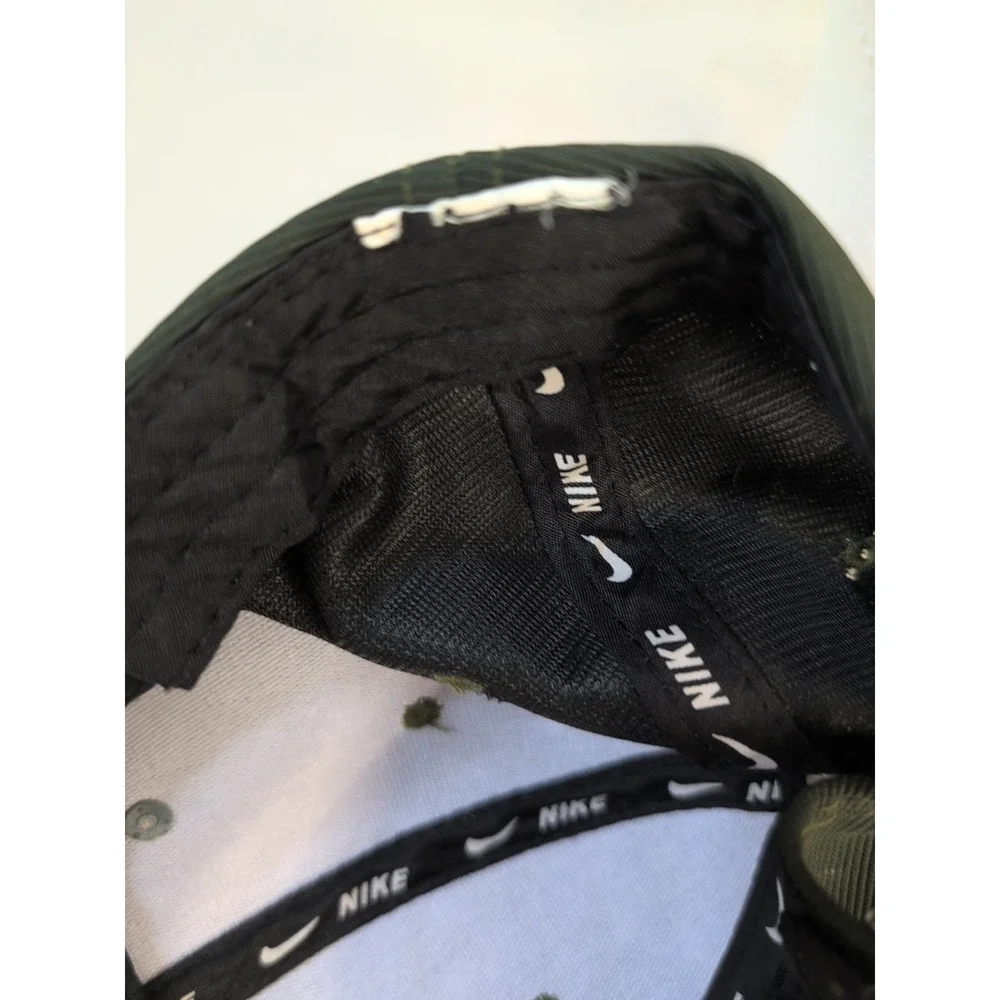 Nike Hat Silver Metal Swoosh Dark Green Cap Strap‎ Back All Over Print Golf